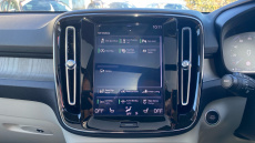 Volvo Xc40 2.0 B4P Inscription Pro 5dr Auto Petrol Estate